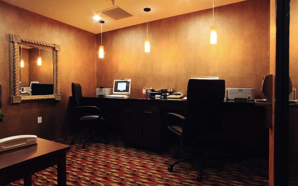 Hampton Inn & Suites El Paso de Robles Buitenkant foto