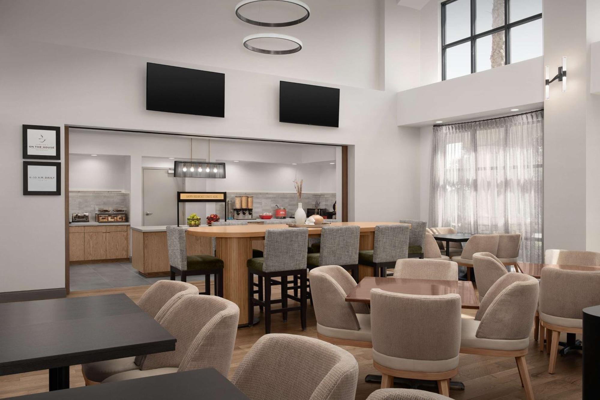 Hampton Inn & Suites El Paso de Robles Buitenkant foto