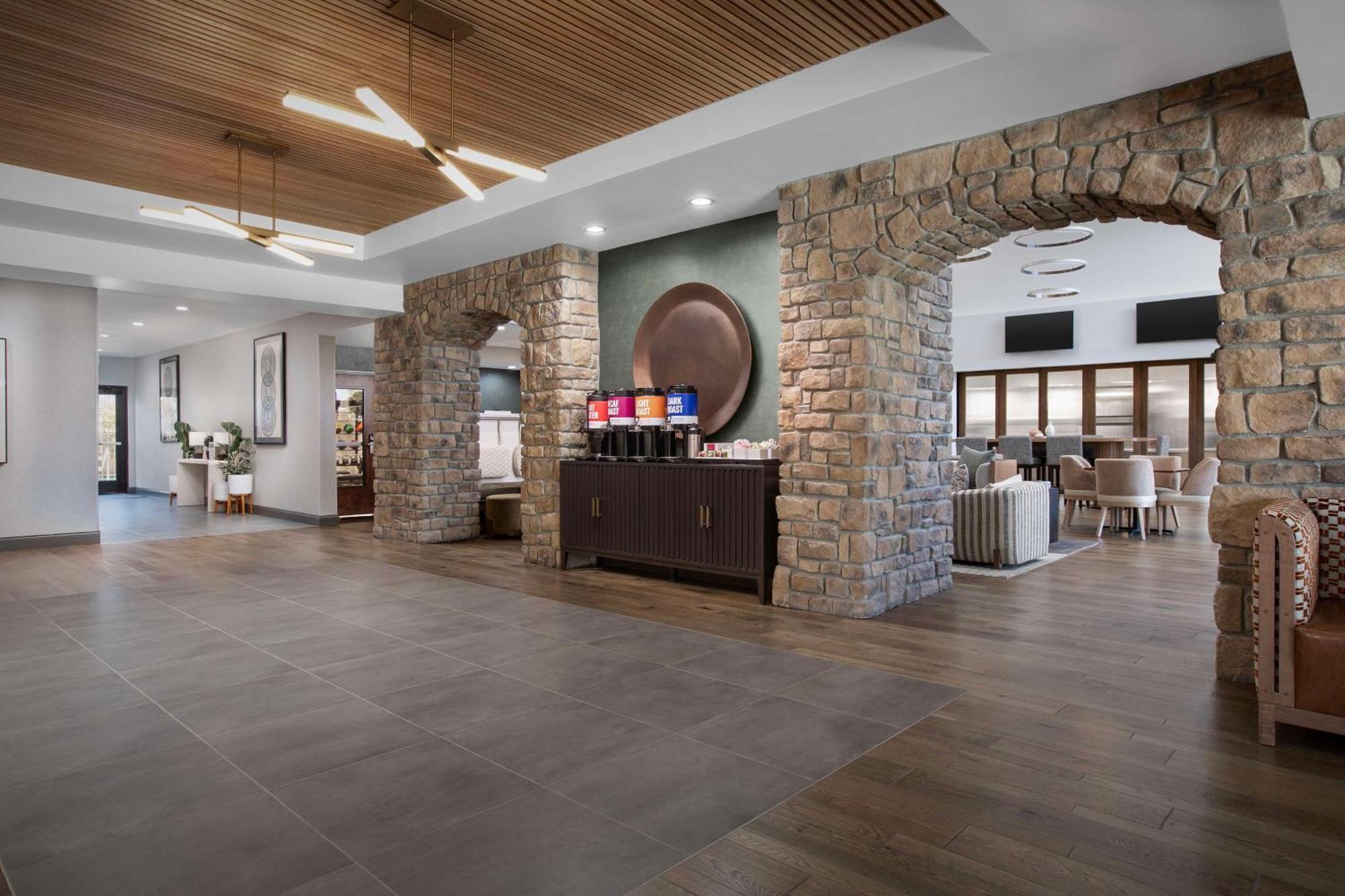 Hampton Inn & Suites El Paso de Robles Buitenkant foto